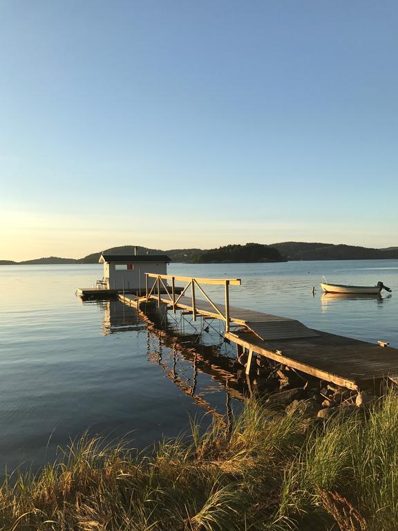 Anfasteroed Gardsvik - Badstugor Med Loft Ljungskile Cameră foto